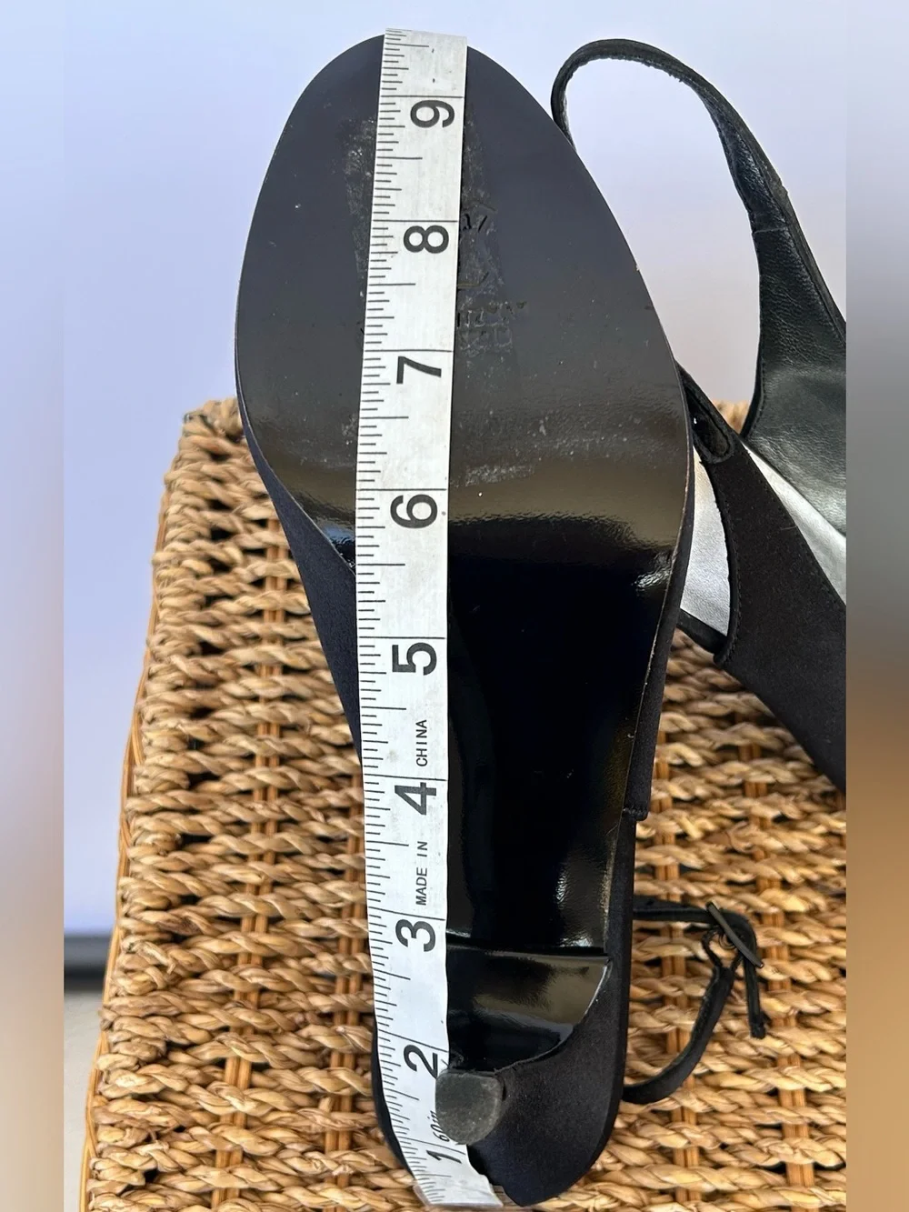 Stuart Weitzman Women’s Slingback Peep Toe Satin Heel Black‎ Size 7M - Picture 8 of 11